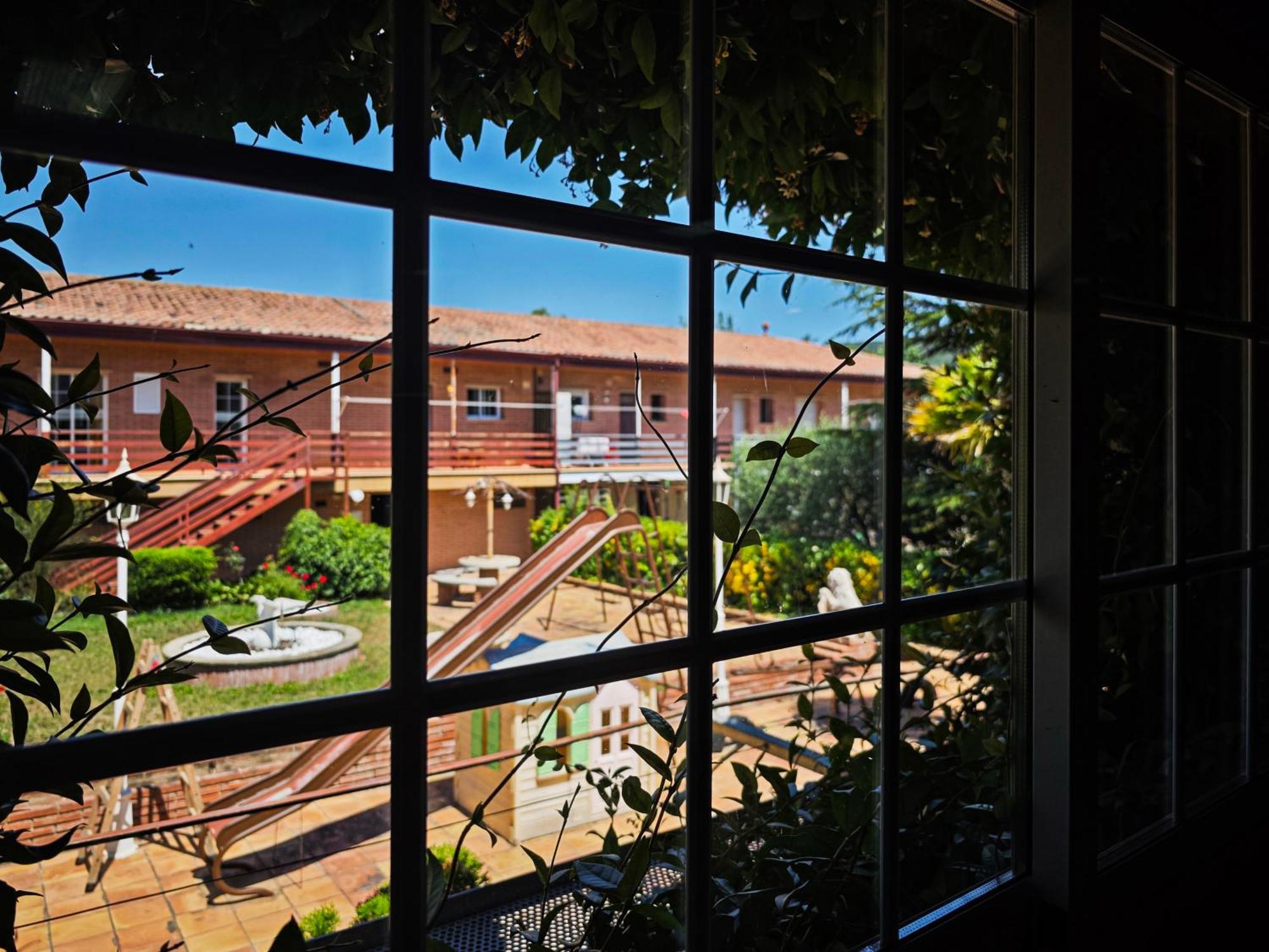 Espacio De Paz, Ideal Para Familias Villa Amalia La Llacuna Buitenkant foto